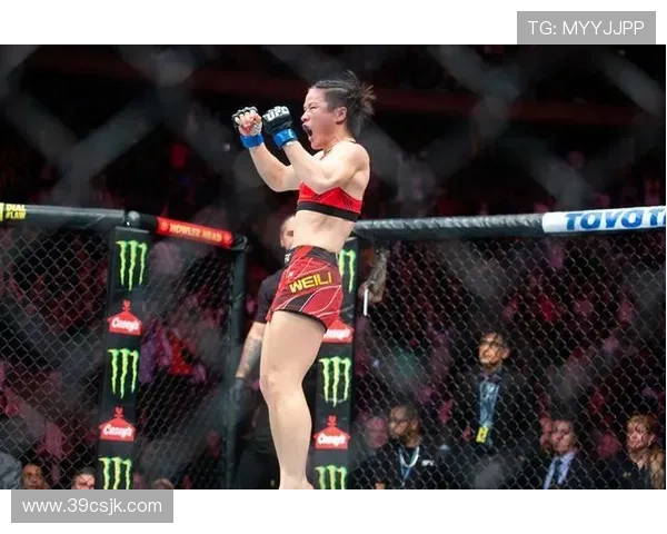 创历史！张伟丽乔安娜首入UFC名人堂